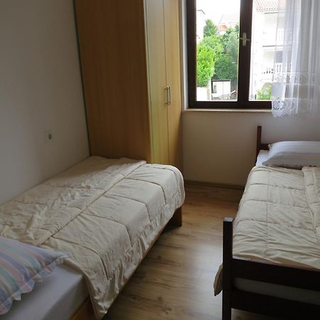 Apartment Josipa Malinska Rum bild